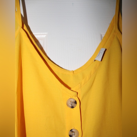 Yellow button down top! - Picture 3 of 4